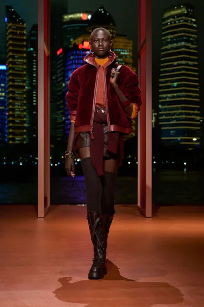 Look 20